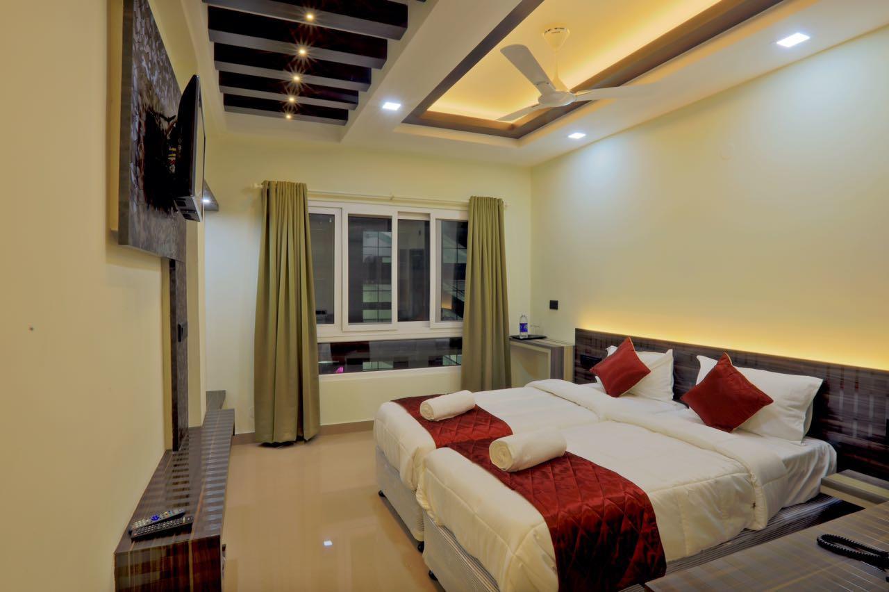 Kenz Residency Hotel Kochi Eksteriør billede