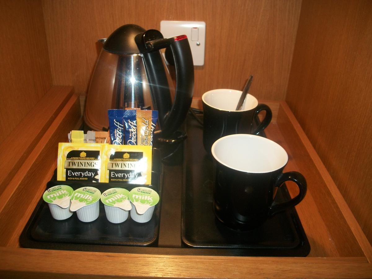 Kenz Residency Hotel Kochi Eksteriør billede
